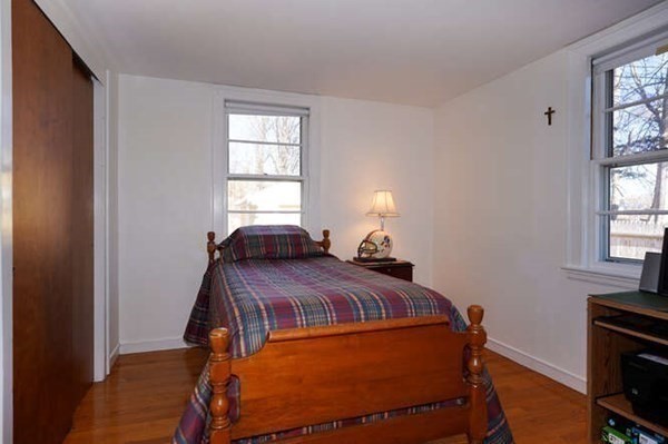 7 Lakeshore Road Natick, MA 01760 - Photo 11 of 21