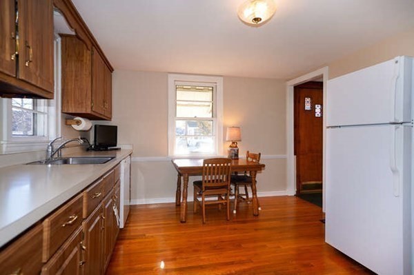 7 Lakeshore Road Natick, MA 01760 - Photo 7 of 21