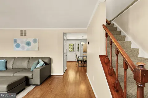 $525,000 | 8100 Loving Forest Court, Springfield, VA 22153