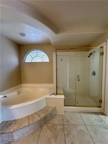 $2,200 | 6747 Enchanted Cove Court, Las Vegas, NV 89139