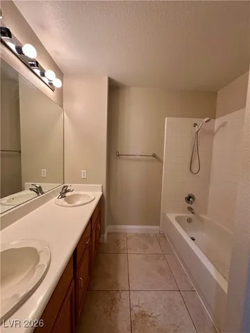 $2,200 | 6747 Enchanted Cove Court, Las Vegas, NV 89139