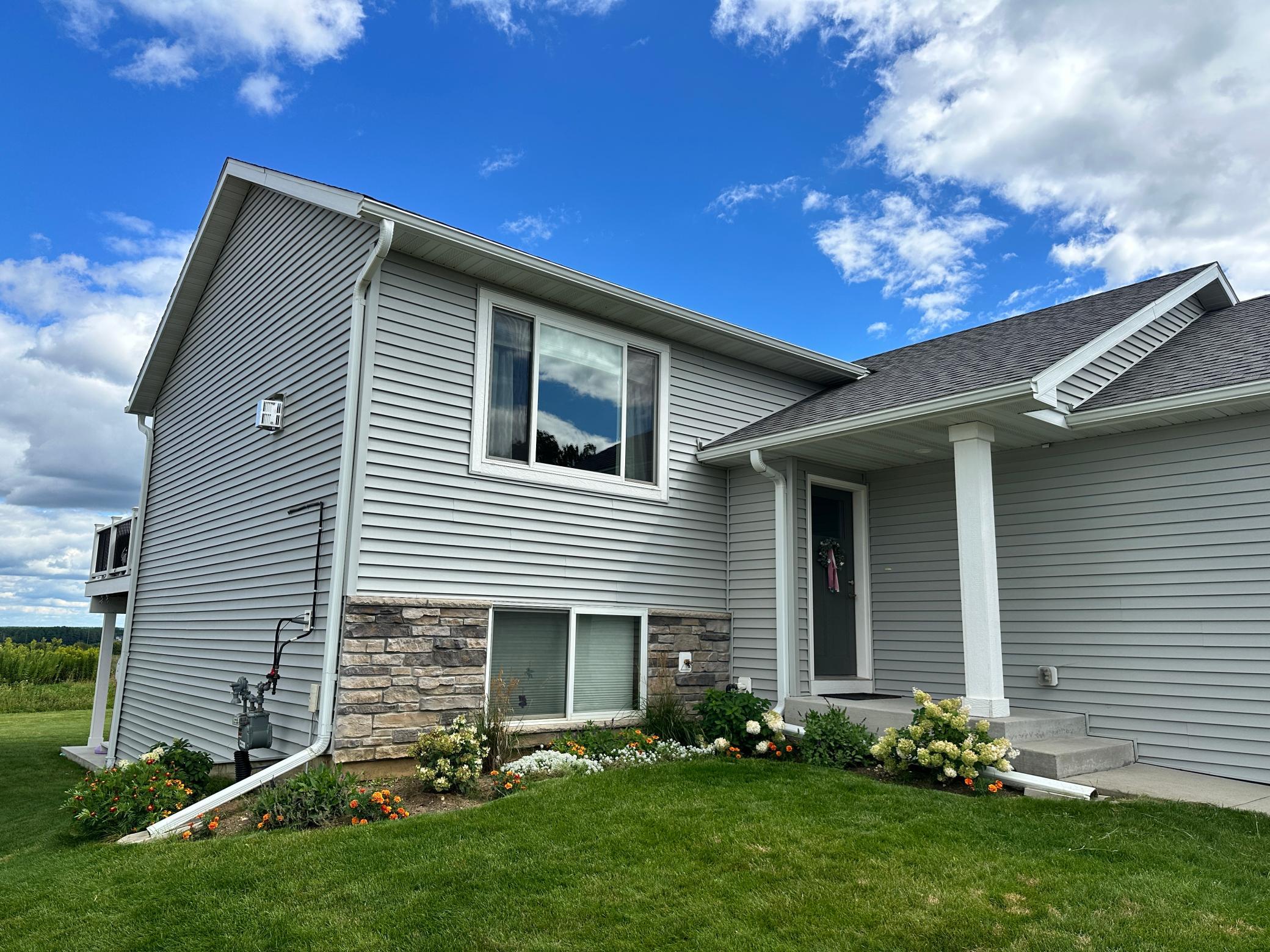 4718 Alan Lane Northwest Rochester, MN 55901 - Photo 2 of 29