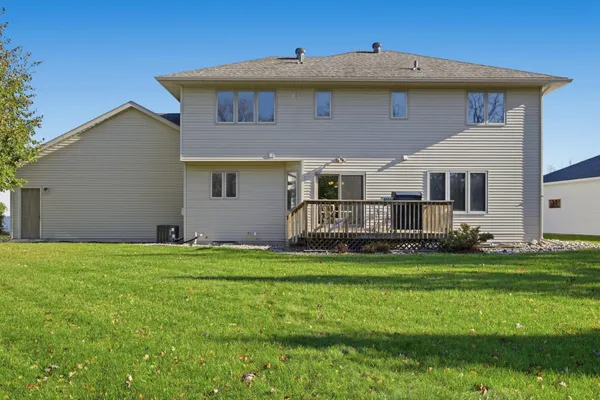 $479,900 | 4213 South Rivershore Drive, Moorhead, MN 56560