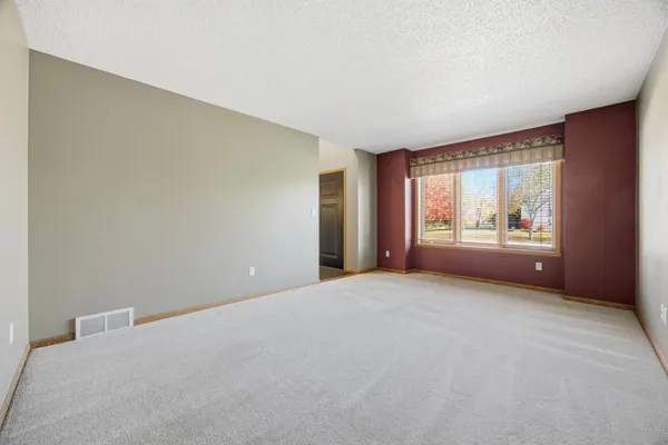 $479,900 | 4213 South Rivershore Drive, Moorhead, MN 56560