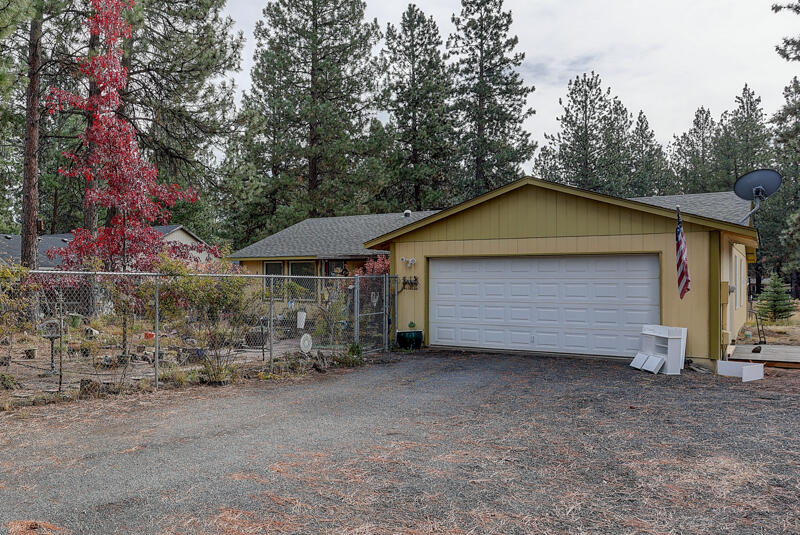19455 Apache Road Bend, OR 97702 - Photo 1 of 23 19455 Apache Road-1