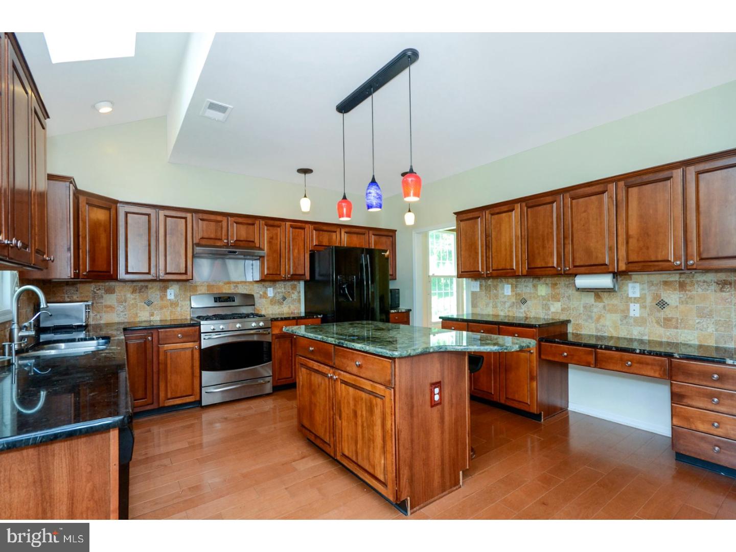 133 Brandon Road Pennington, NJ 08534 - Photo 8 of 25 Kitchen