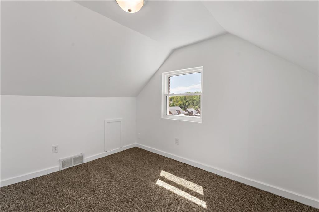 3652 Oakleaf Road Pittsburgh, PA 15227 - Photo 16 of 33 Gallery Image 16