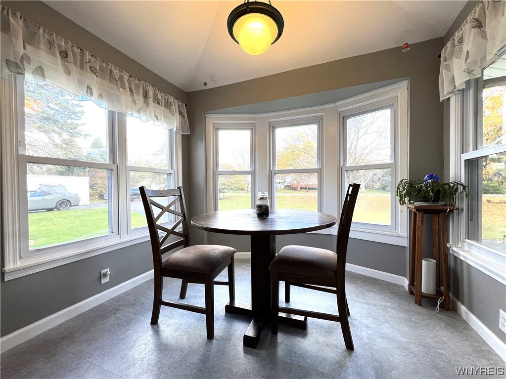 4852 Pineledge Drive East Clarence, NY 14031 - Photo 5 of 42