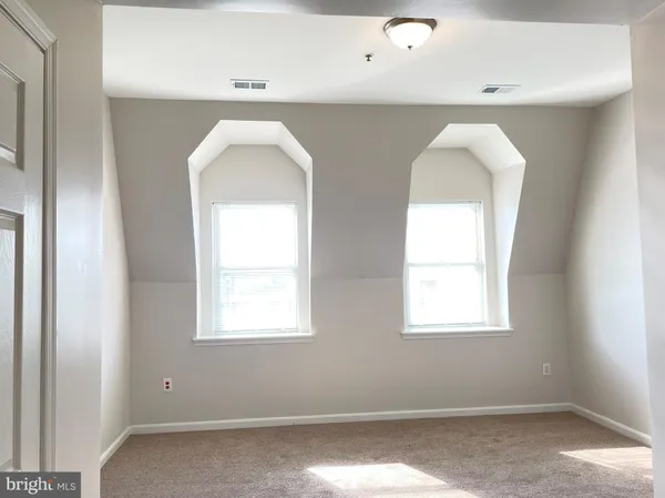 $900 | 1619 St Paul Street, Unit 3, Baltimore, MD 21202