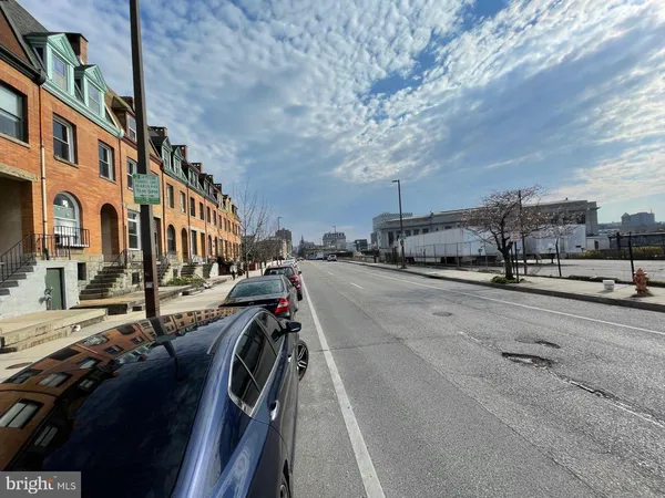 $900 | 1619 St Paul Street, Unit 3, Baltimore, MD 21202