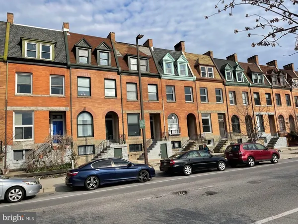 $900 | 1619 St Paul Street, Unit 3, Baltimore, MD 21202
