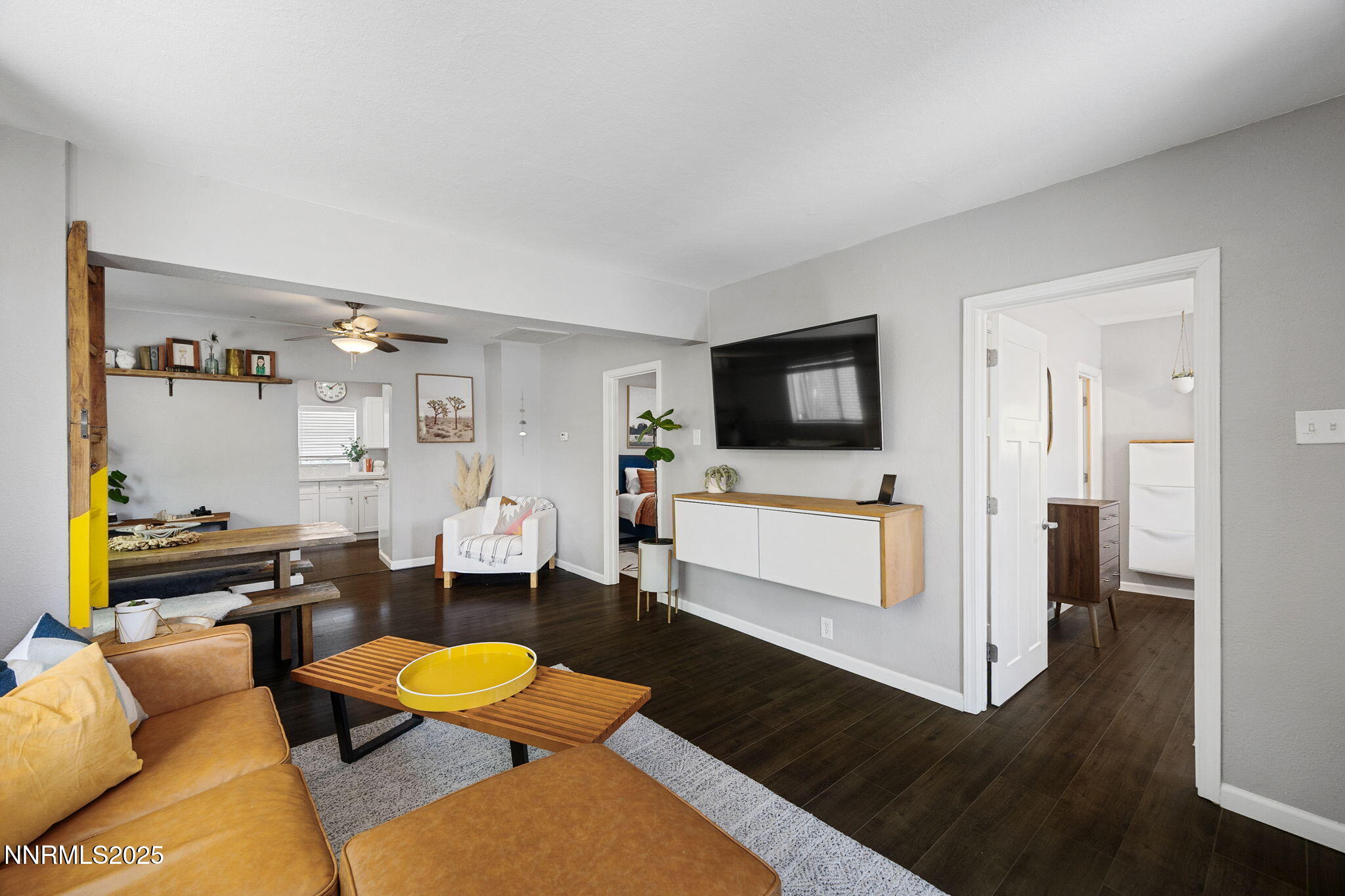 837 Wheeler Avenue Reno, NV 89502 - Photo 4 of 29 6-web-or-mls-837 Wheeler-7