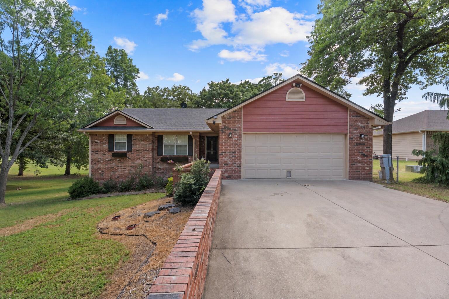1506 Wyant Road Grove, OK 74344 - Photo 1 of 50 Gallery Image 1