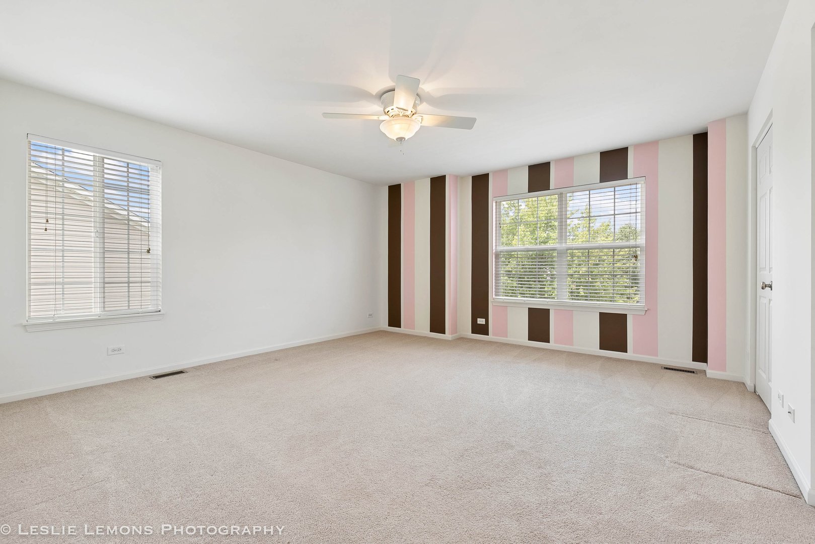 3027 Patterson Road Montgomery, IL 60538 - Photo 23 of 32 a view of an empty room with a window