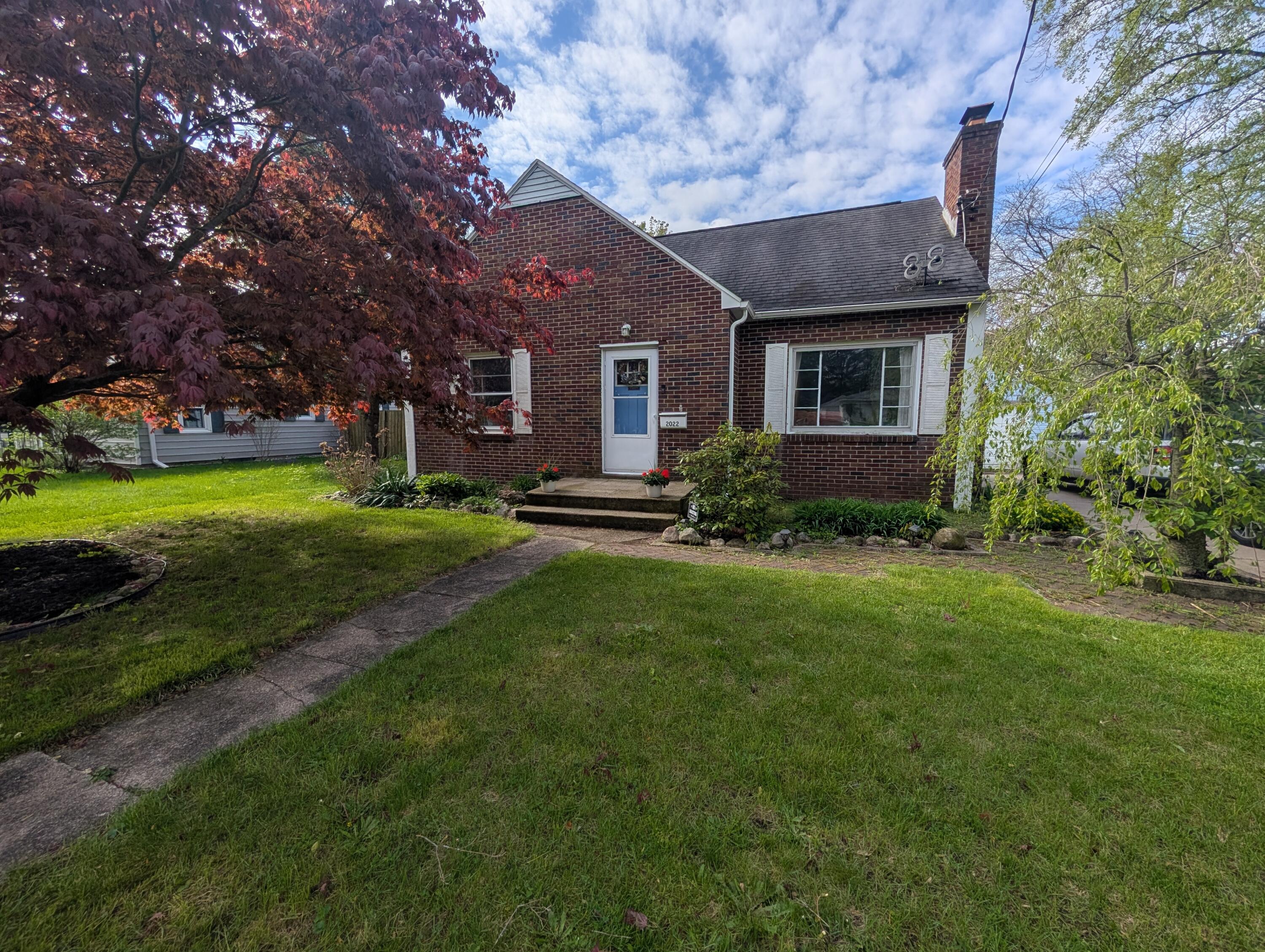 2022 Paddington Road Kalamazoo, MI 49001 - Photo 2 of 10 PXL_20260501_140429195