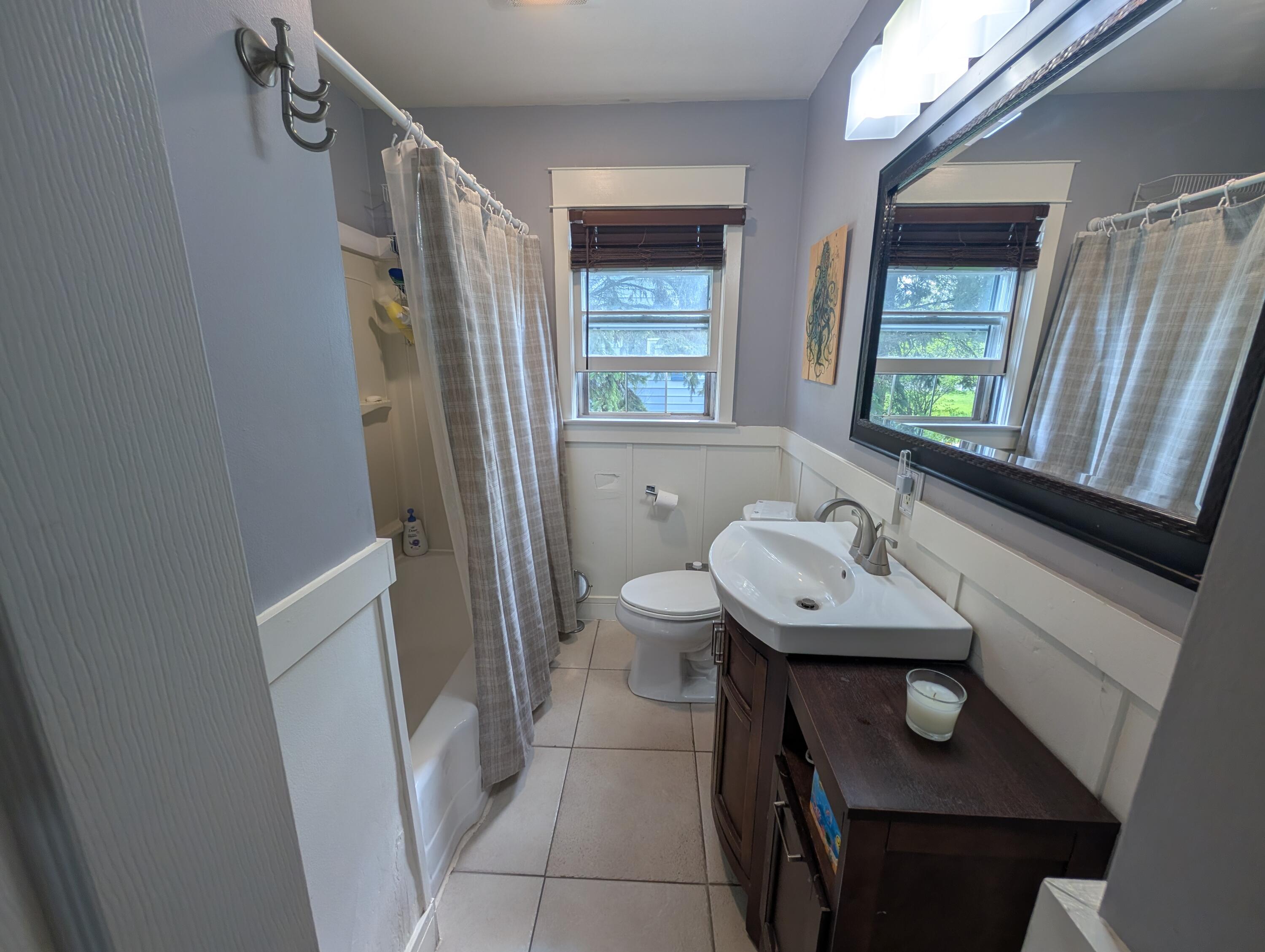 2022 Paddington Road Kalamazoo, MI 49001 - Photo 8 of 10 PXL_20260501_140057154