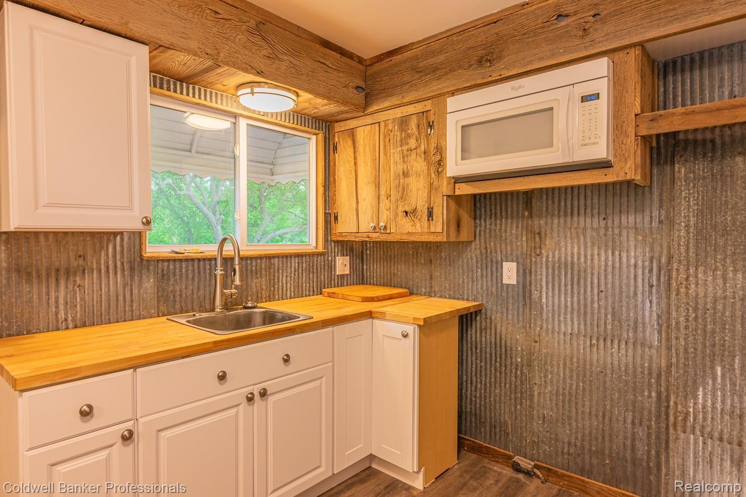 7710 Abbott Road Imlay City, MI 48444 - Photo 17 of 40 7710 Abbott Rd (28 of 40).jpg