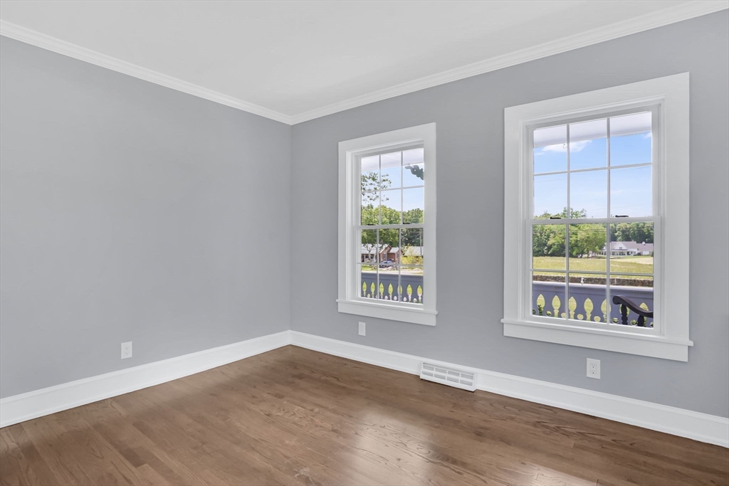 102 Miller Street Ludlow, MA 01056 - Photo 26 of 41