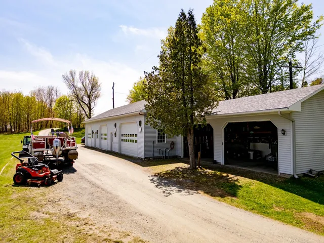 $2,500,000 | 57 Farrants Point, Newport, VT 05855