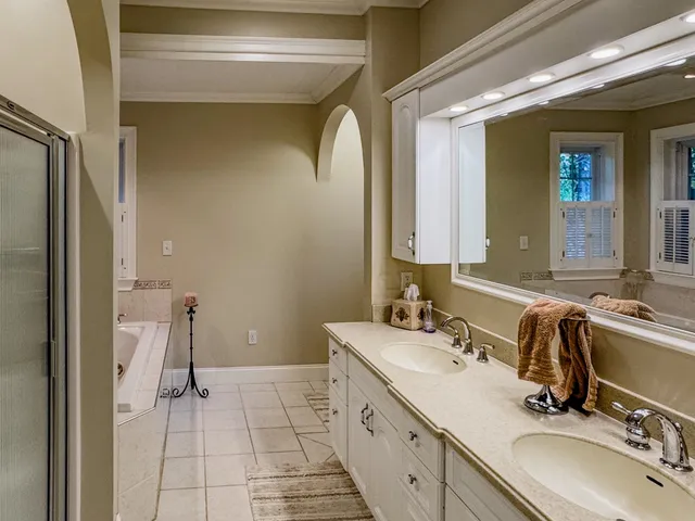 $2,500,000 | 57 Farrants Point, Newport, VT 05855