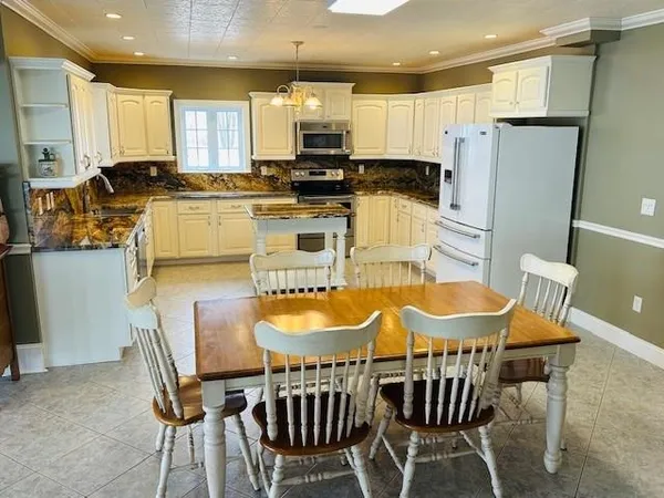 $2,500,000 | 57 Farrants Point, Newport, VT 05855