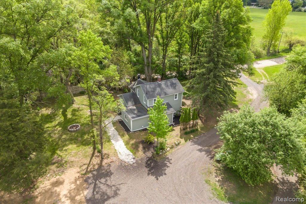 10820 Cedar Lake Road Pinckney, MI 48169 - Photo 25 of 29