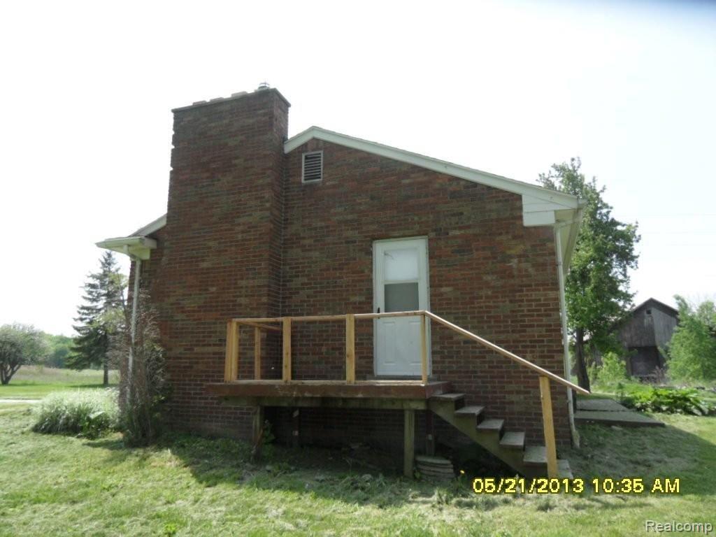55533 Baker Road New Baltimore, MI 48047 - Photo 12 of 14 side - n.JPG