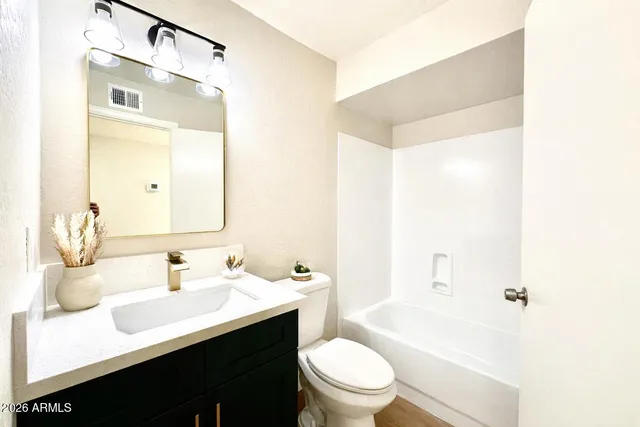 $364,900 | 522 South 74th Place, Mesa, AZ 85208