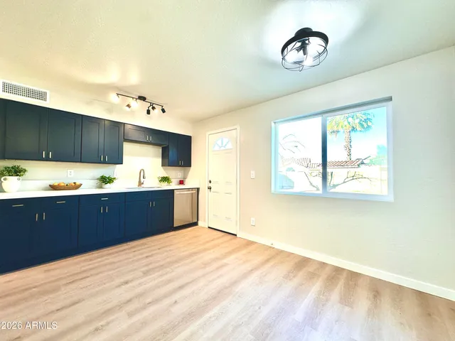 $364,900 | 522 South 74th Place, Mesa, AZ 85208