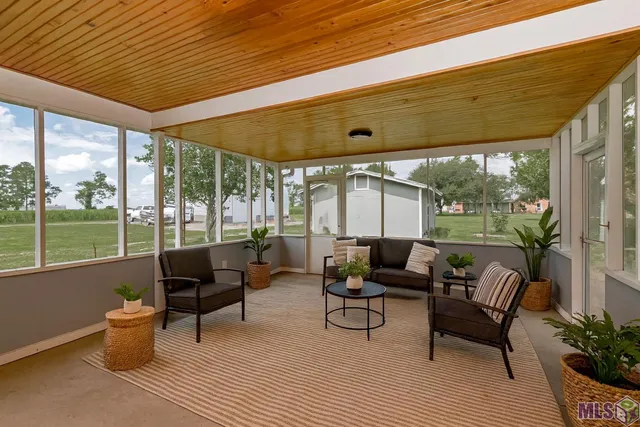 $229,000 | 5743 Wye Road, Lakeland, LA 70752