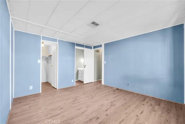 a view of empty room