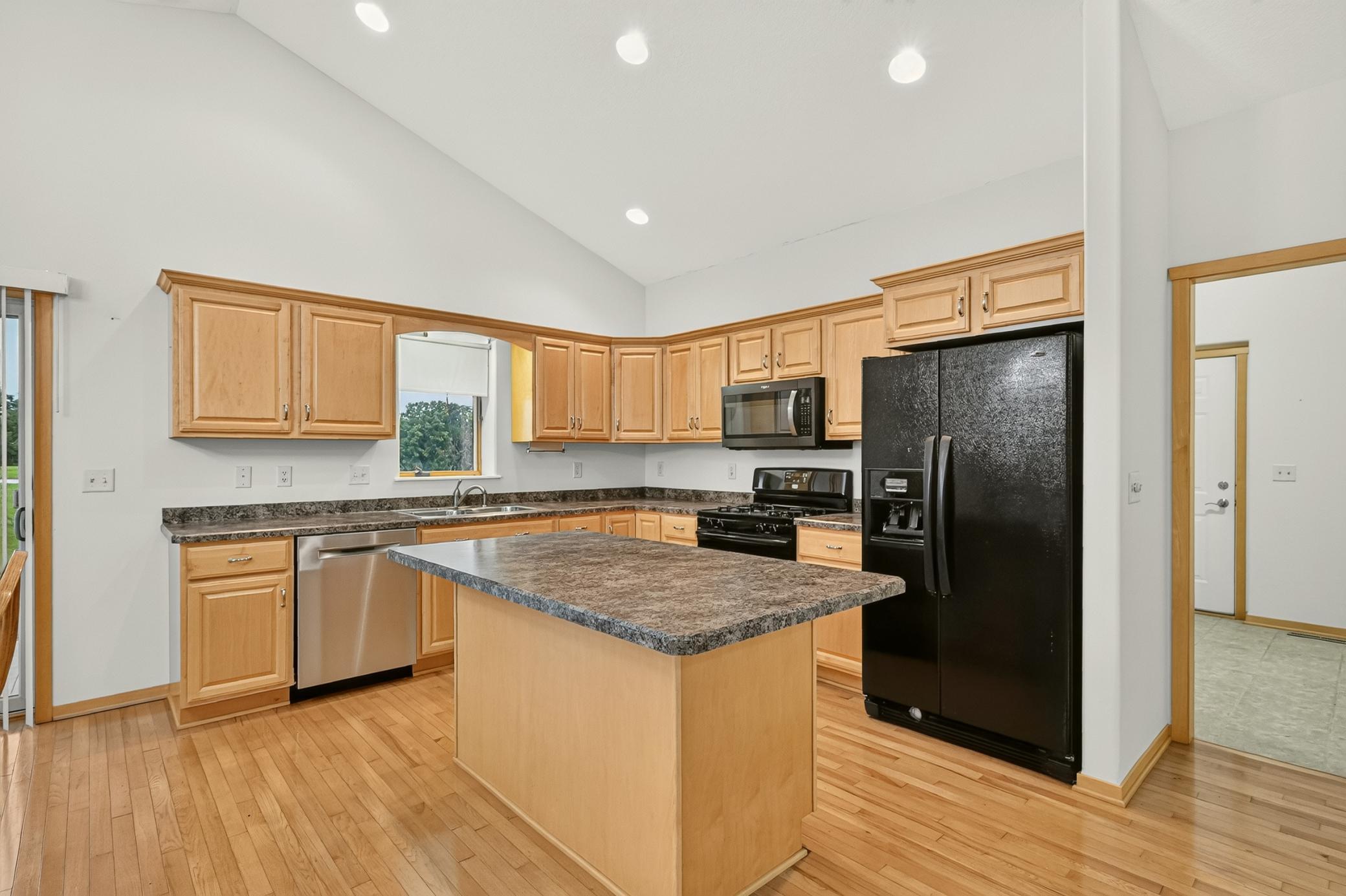 1908 Country View Drive St. Charles, MN 55972 - Photo 8 of 31 Gallery Image 8
