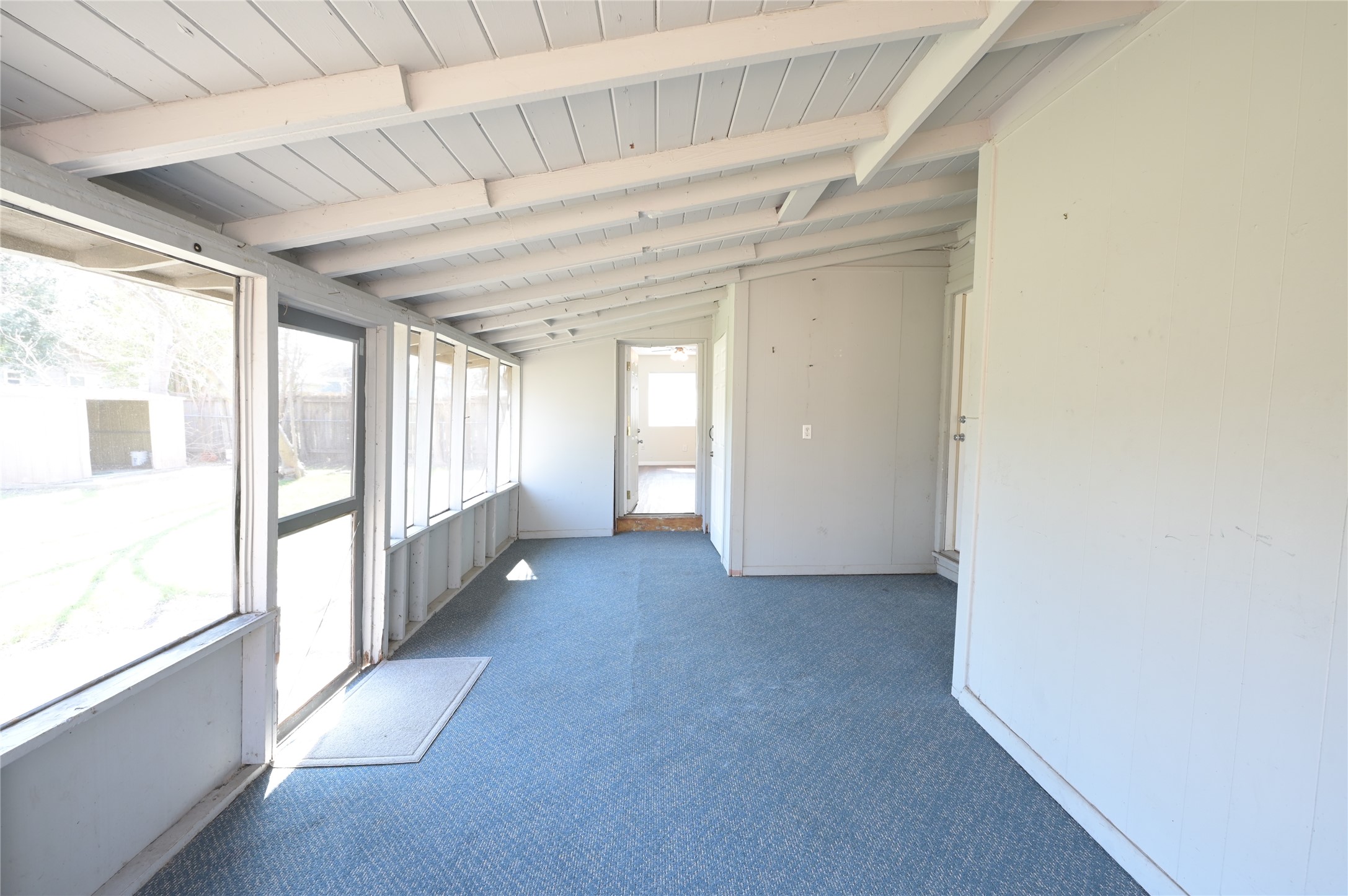 5707 South 1st Street Austin, TX 78745 - Photo 12 of 14