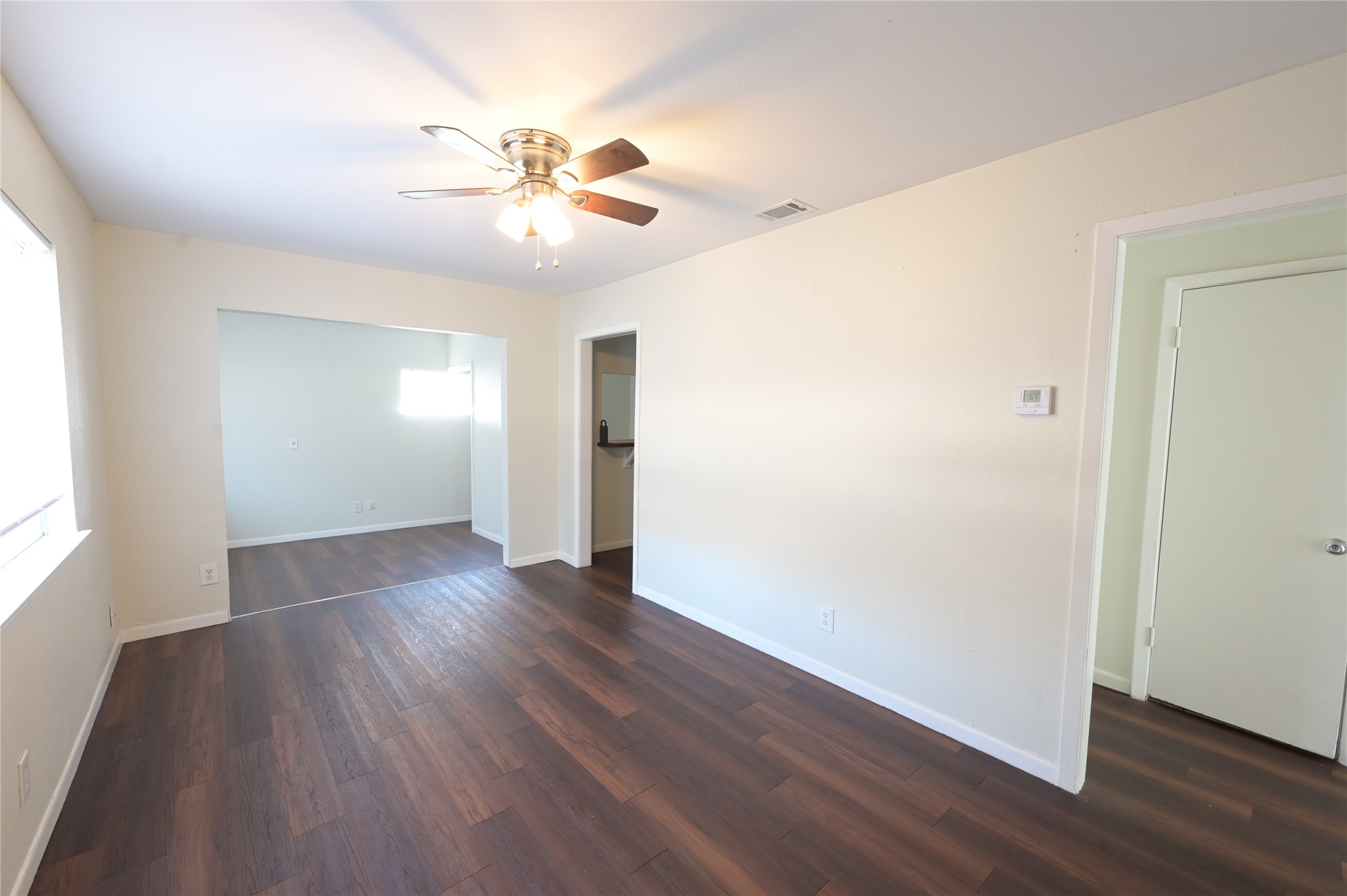 5707 South 1st Street Austin, TX 78745 - Photo 2 of 14