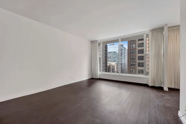 $155,000 | 3200 North Lake Shore Drive, Unit 909, Chicago, IL 60657