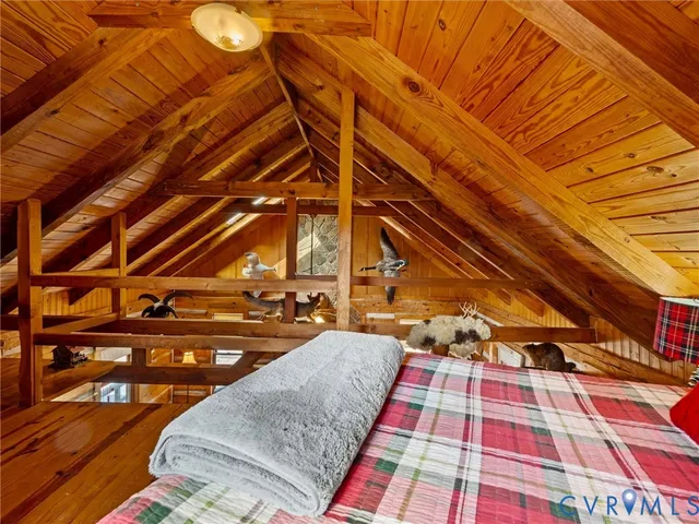 a view of a storage & utility room