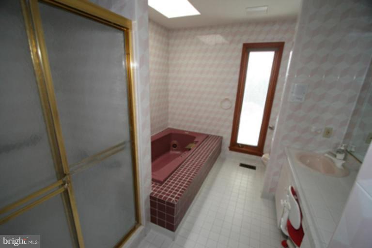 3172 Deths Ford Road Darlington, MD 21034 - Photo 14 of 30 Master Bath