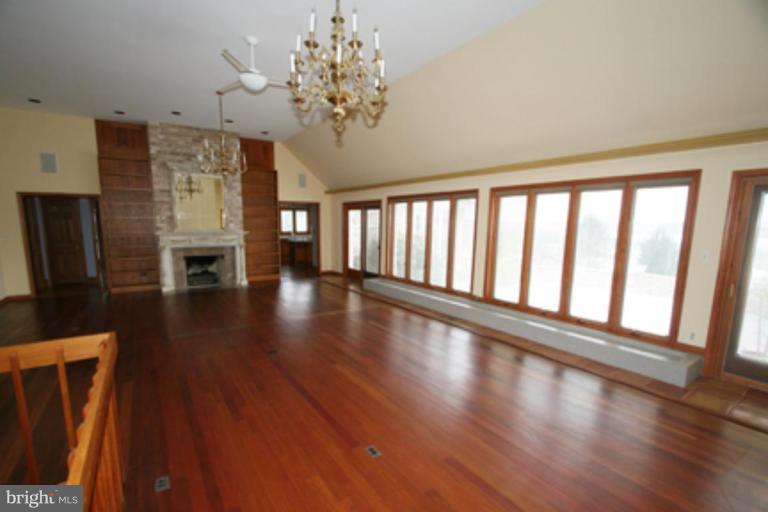 3172 Deths Ford Road Darlington, MD 21034 - Photo 4 of 30 Great Room #2