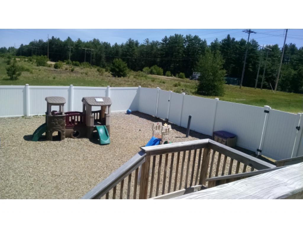 71 Flagg Road Rochester, NH 03839 - Photo 3 of 25