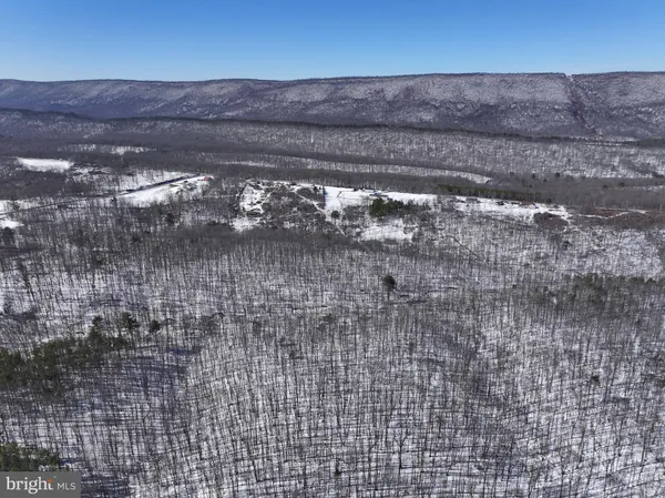 $648,800 | 3402 Elk Lick Road, Everett, PA 15537