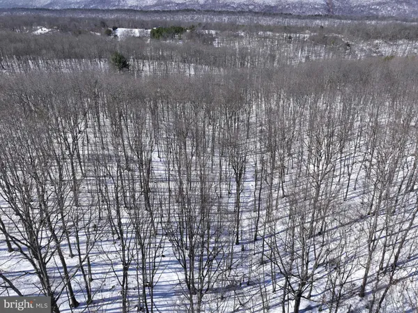 $648,800 | 3402 Elk Lick Road, Everett, PA 15537