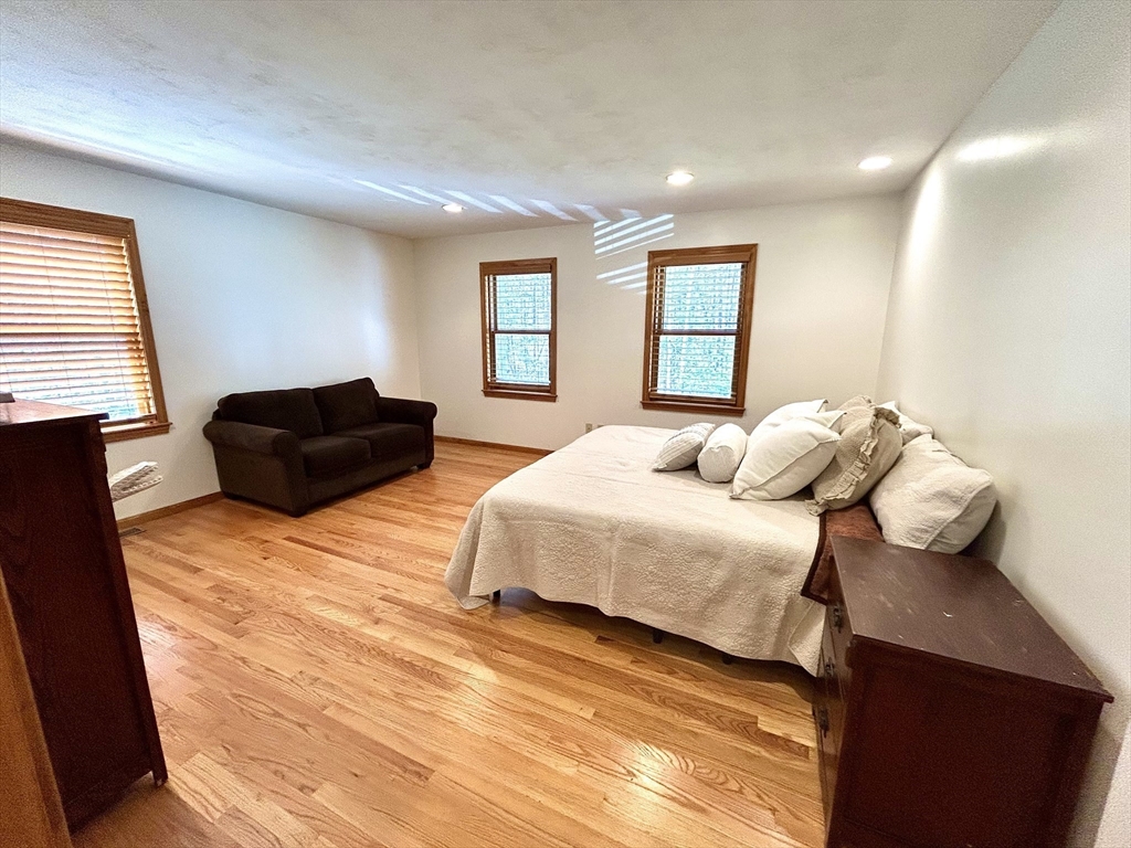 14 Country Club Road Sterling, MA 01564 - Photo 16 of 25 Gallery Image 16