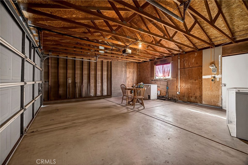 2883 5th Street Biggs, CA 95917 - Photo 28 of 38 a view of an empty room with a window