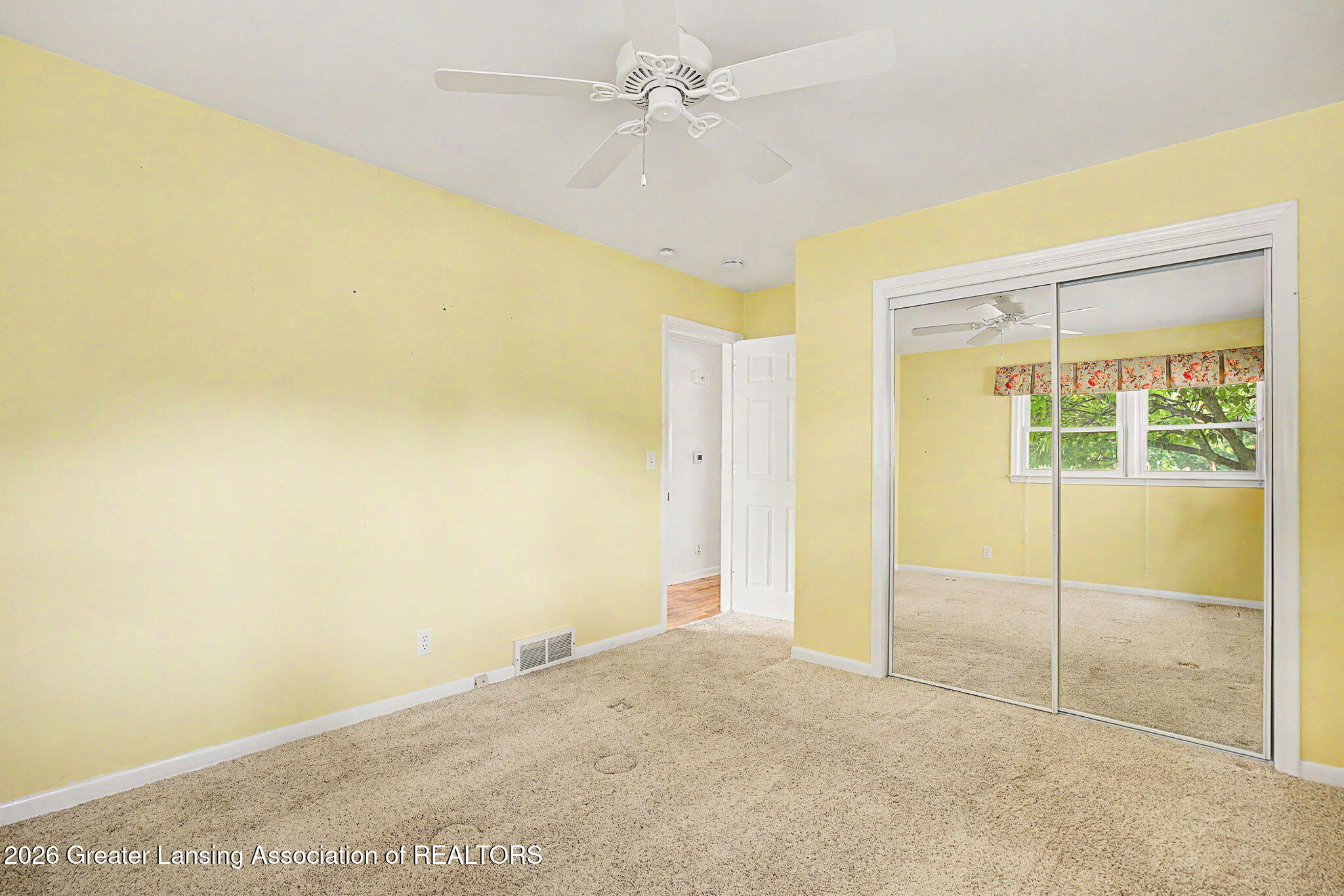 2602 Bedford Road Lansing, MI 48911 - Photo 15 of 40 18-primary br alt