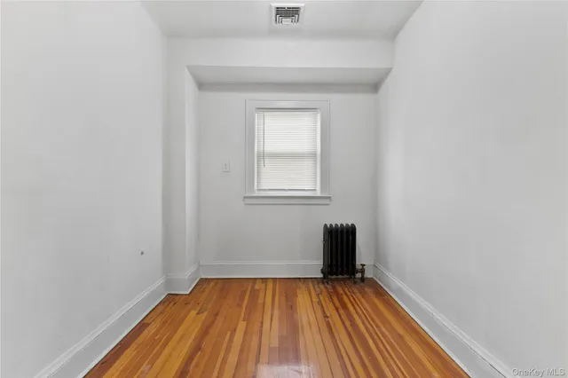 $3,800 | 264 Laurelton Boulevard, Long Beach, NY 11561