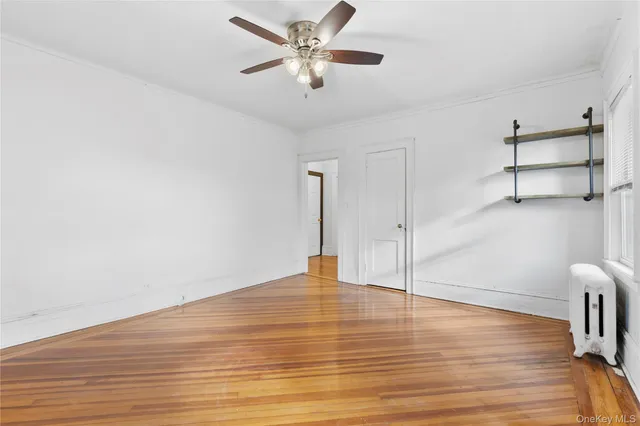 $3,800 | 264 Laurelton Boulevard, Long Beach, NY 11561