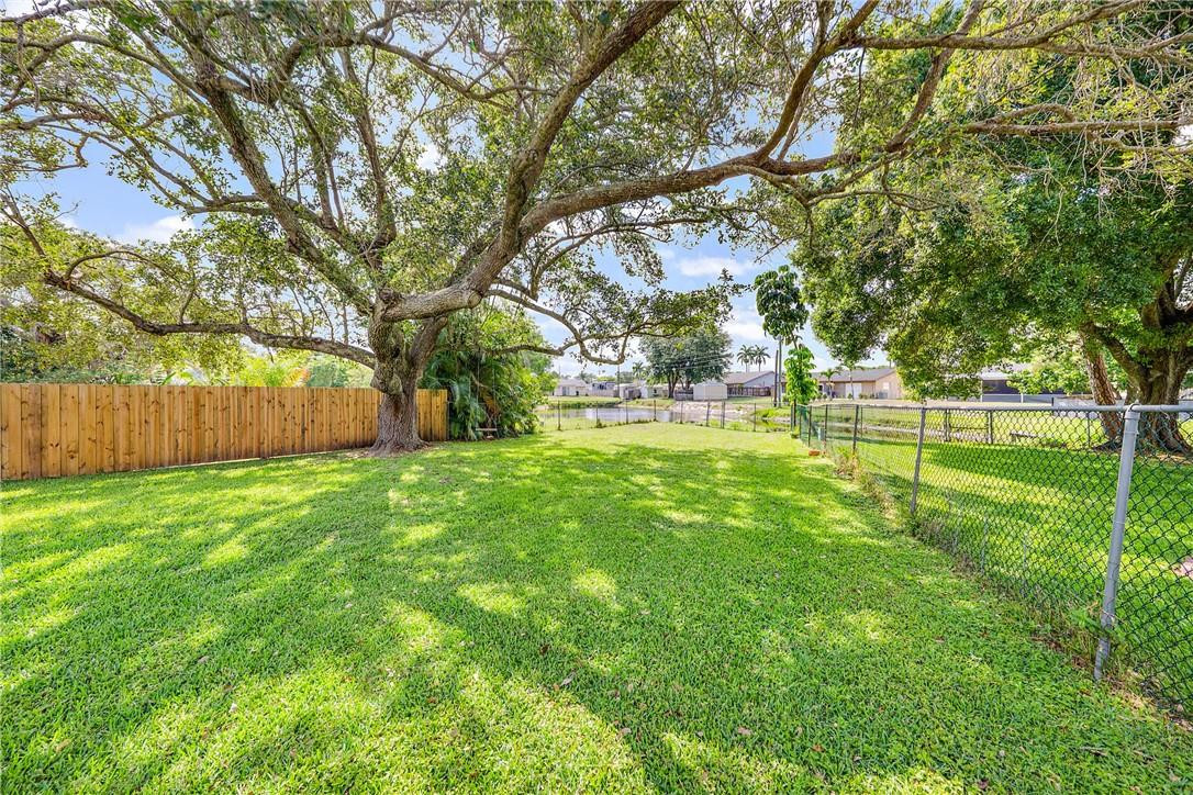40 Cleveland Road Lake Worth, FL 33467 - Photo 24 of 28 Photo 24
