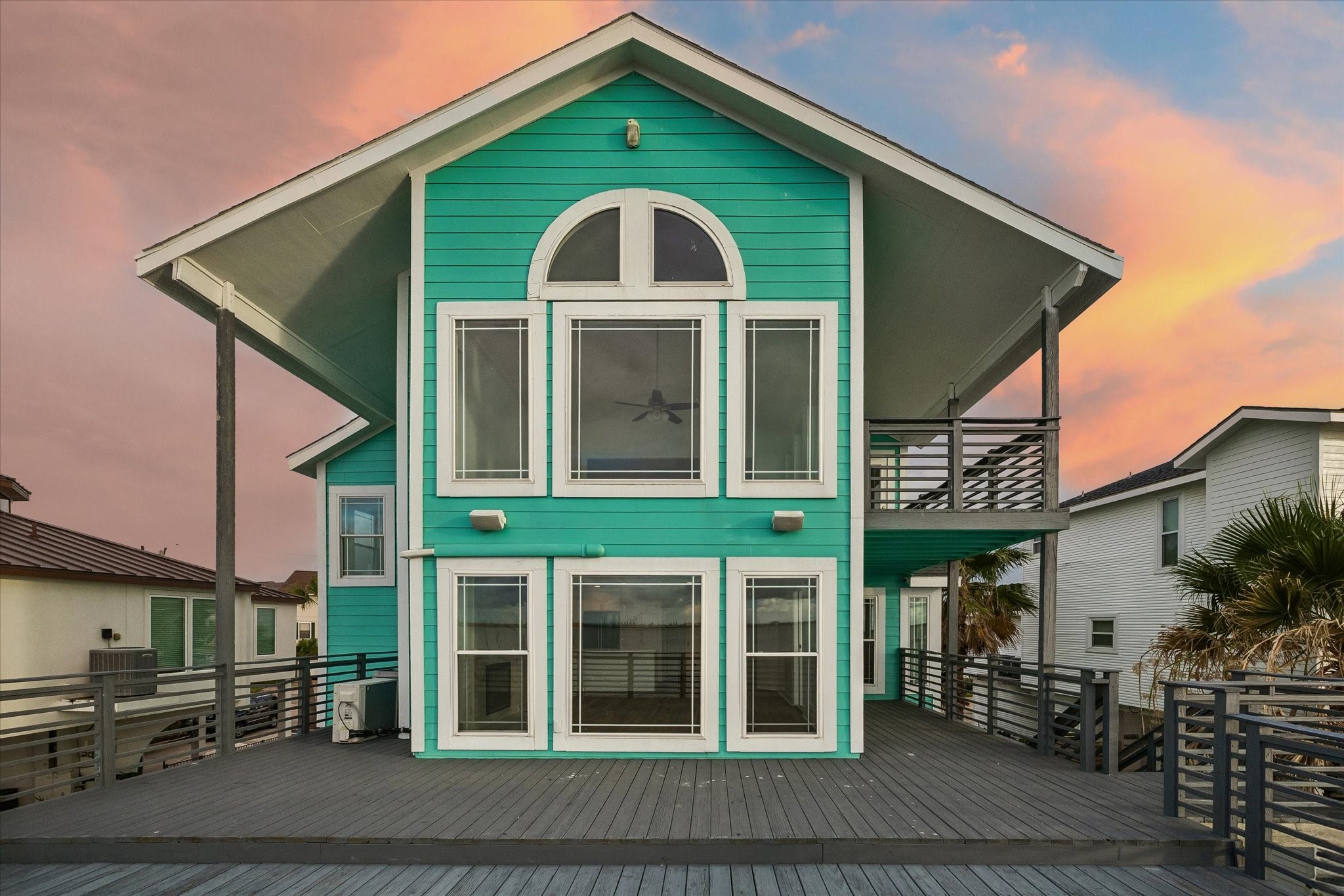407 Isles End Road Tiki Island, TX 77554 - Photo 16 of 17 Gallery Image 16
