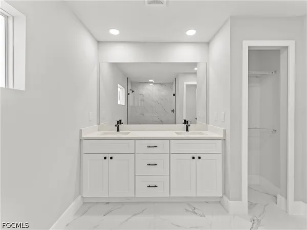 $1,995 | 1242 Northwest 22nd Avenue, Cape Coral, FL 33993