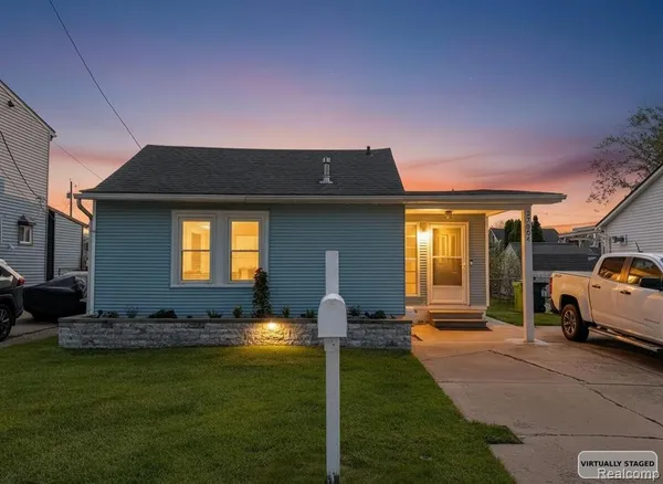 $299,000 | 37884 Maplehill Street, Harrison Township, MI 48045